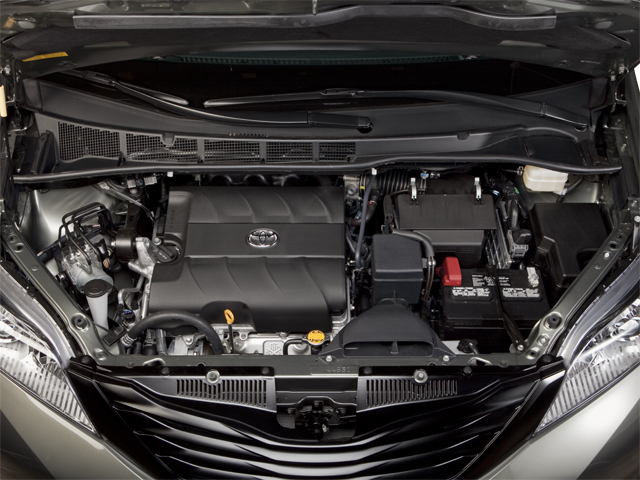 2012 Toyota Sienna LE 8 Passenger