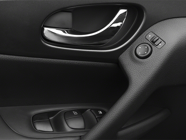 2014 Nissan Rogue S