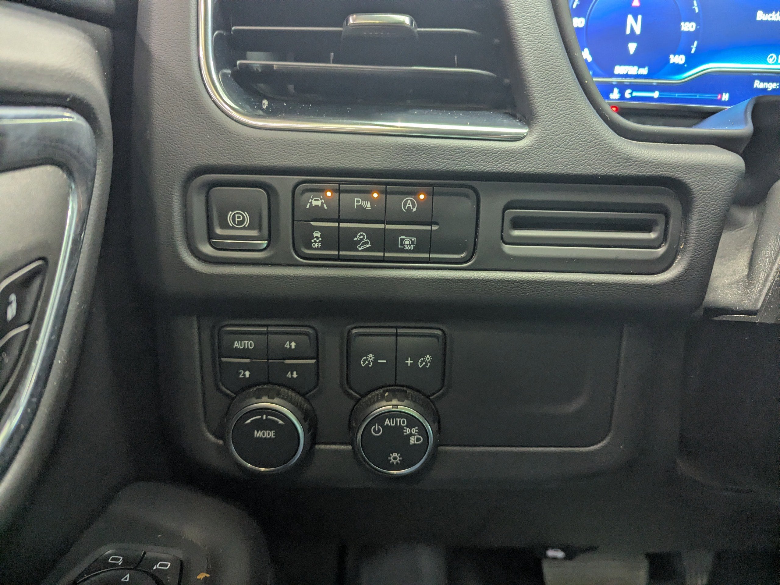 2023 Chevrolet Suburban Z71