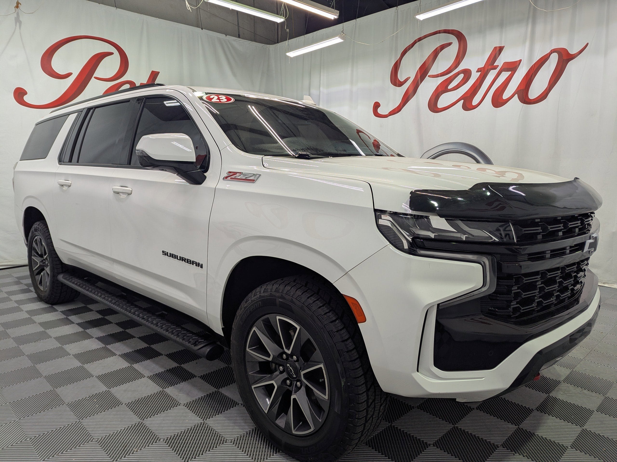 2023 Chevrolet Suburban Z71