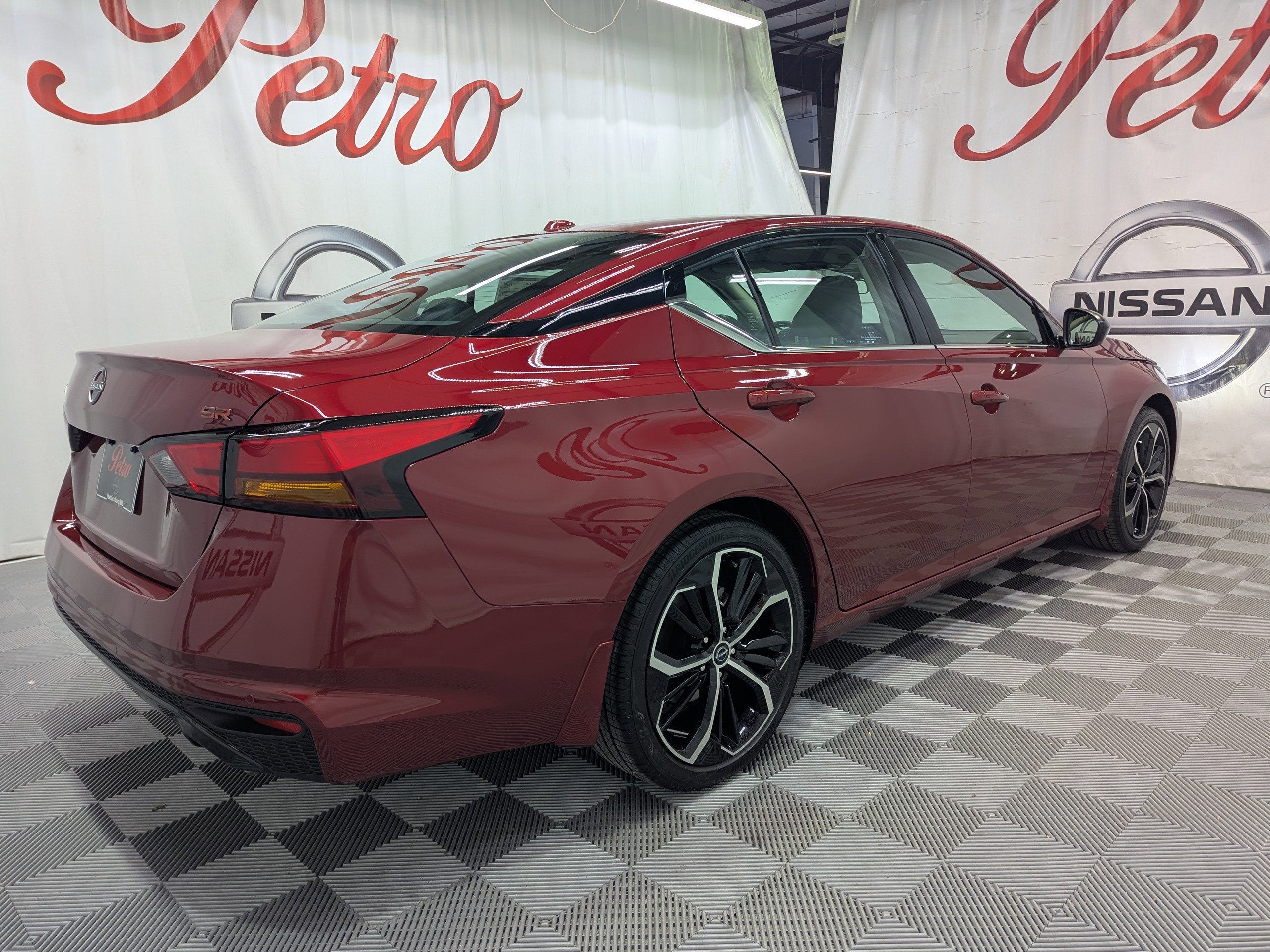 2025 Nissan Altima 2.5 SR