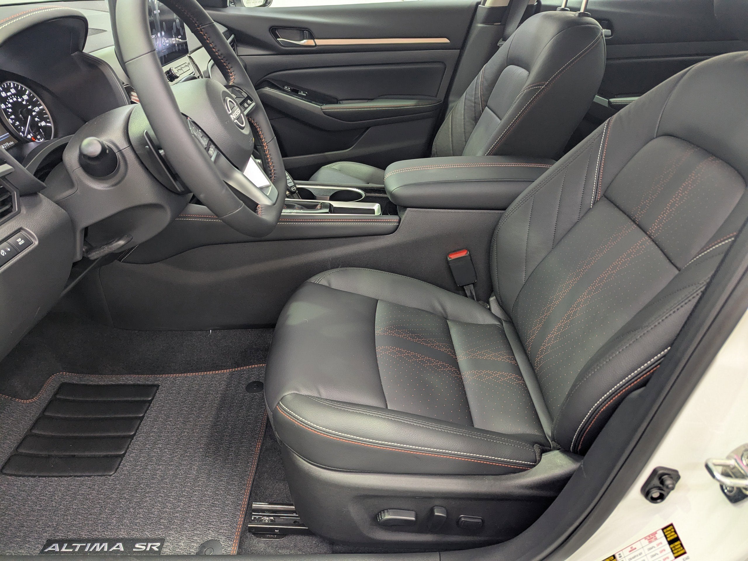 2025 Nissan Altima 2.5 SR