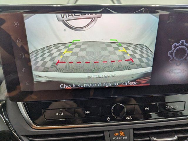 2025 Nissan Altima 2.5 SR