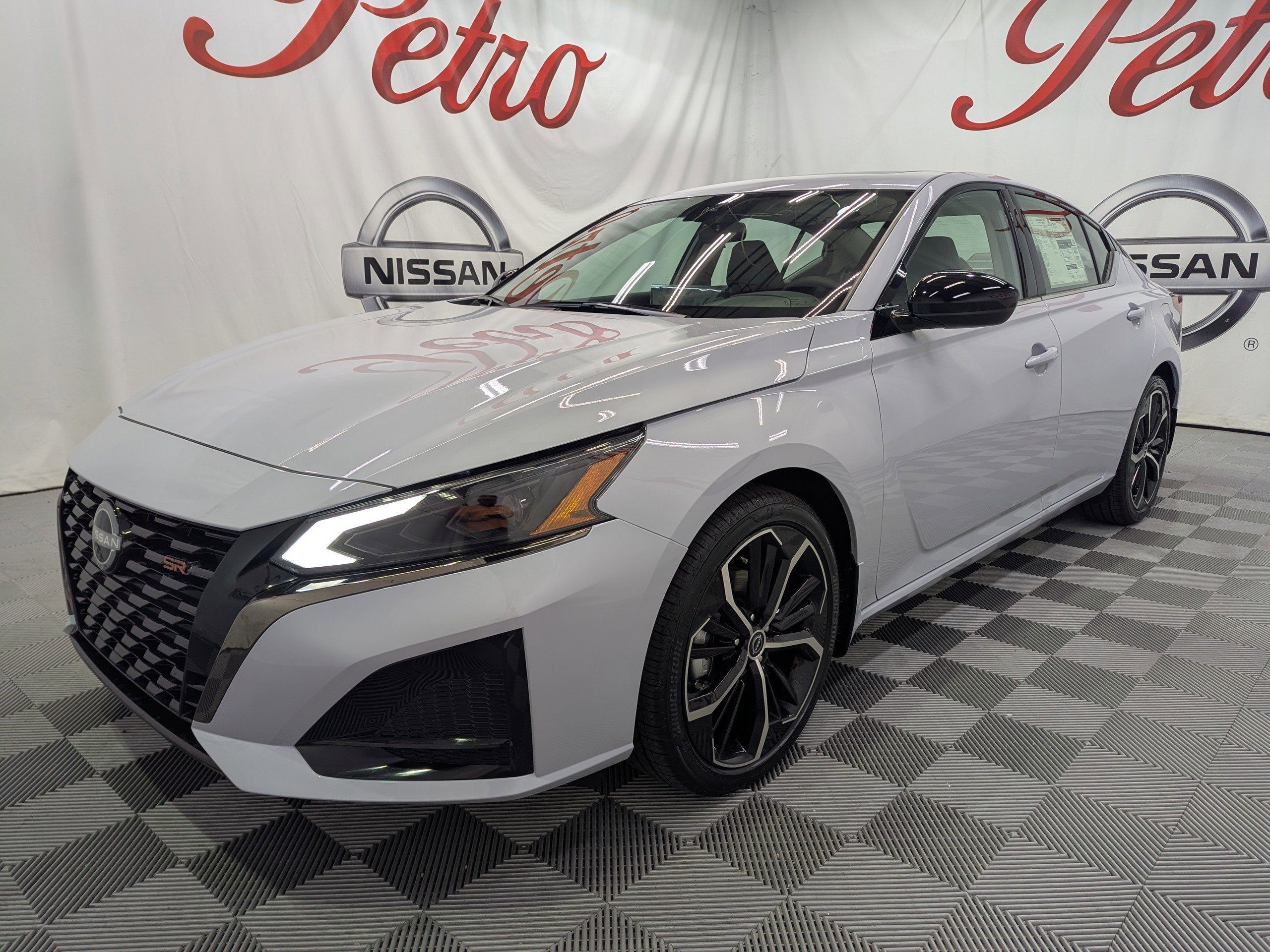 2025 Nissan Altima 2.5 SR