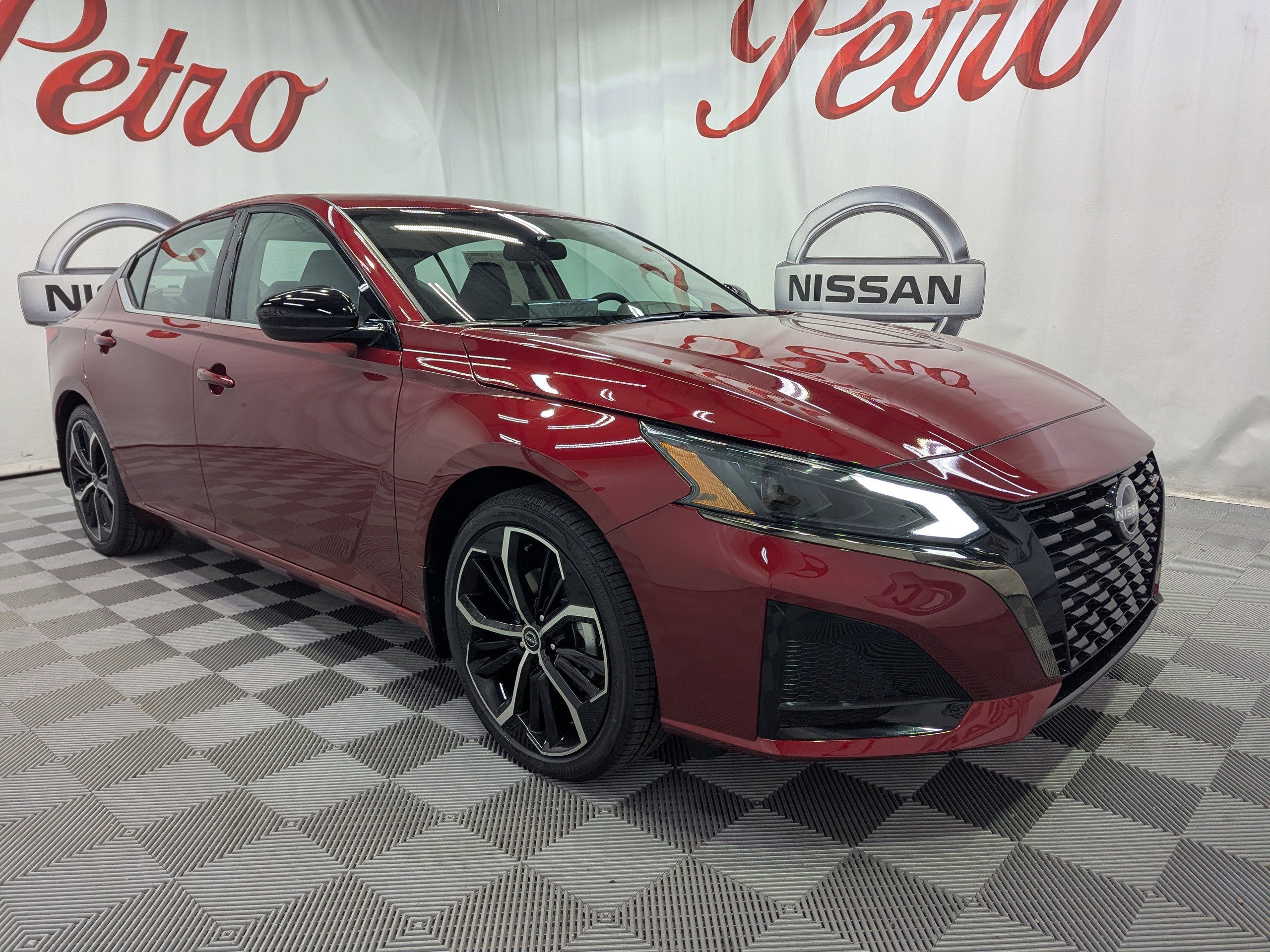 2025 Nissan Altima 2.5 SR