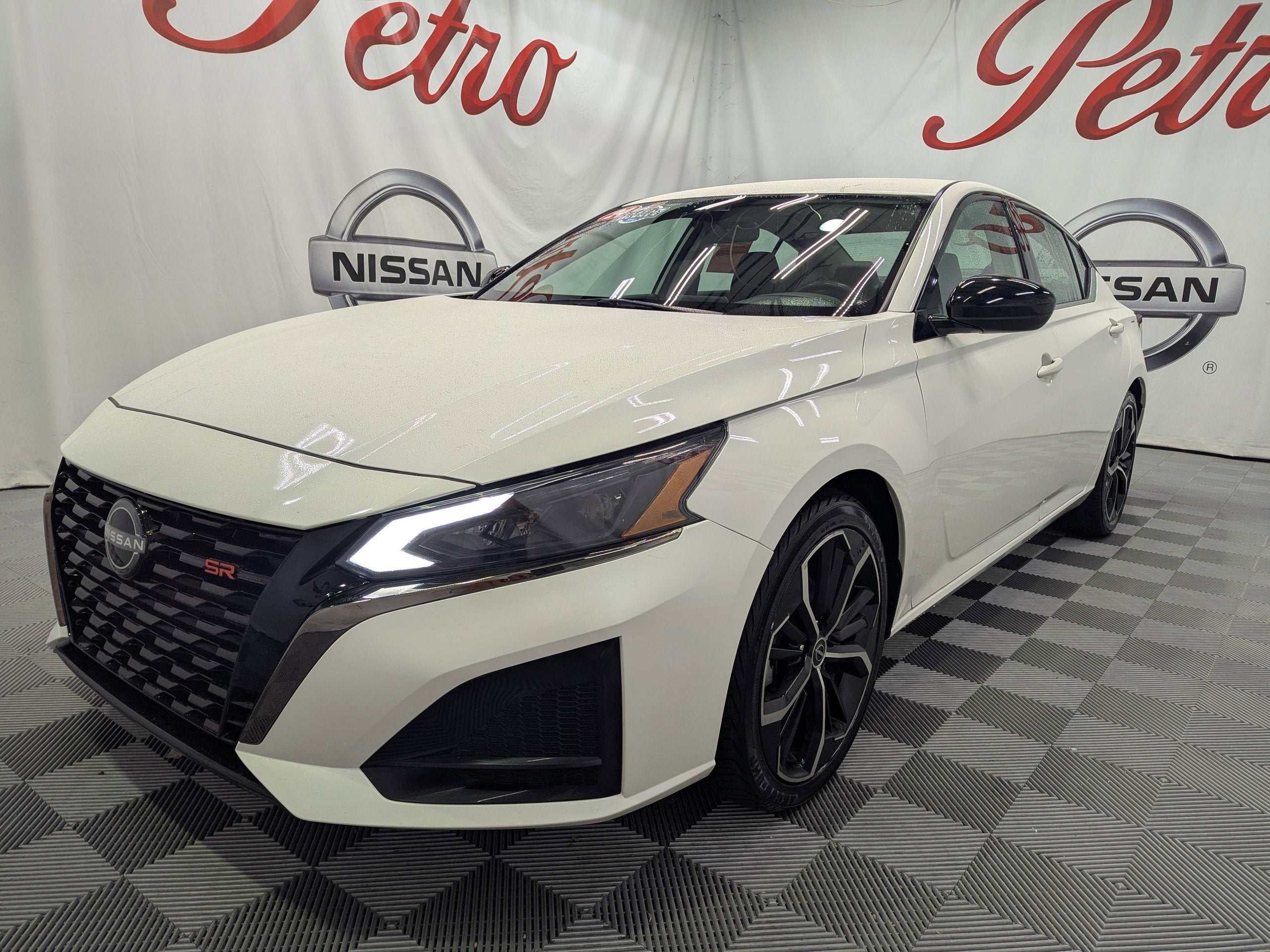 2024 Nissan Altima 2.5 SR