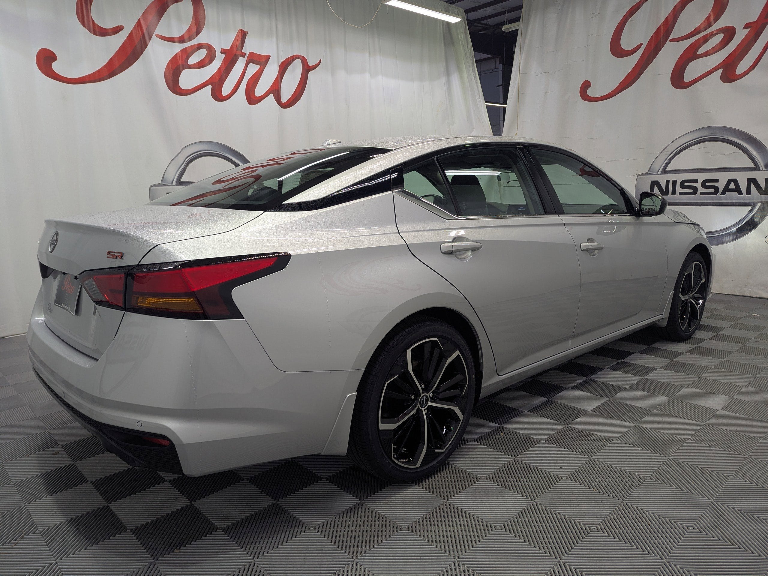 2025 Nissan Altima 2.5 SR