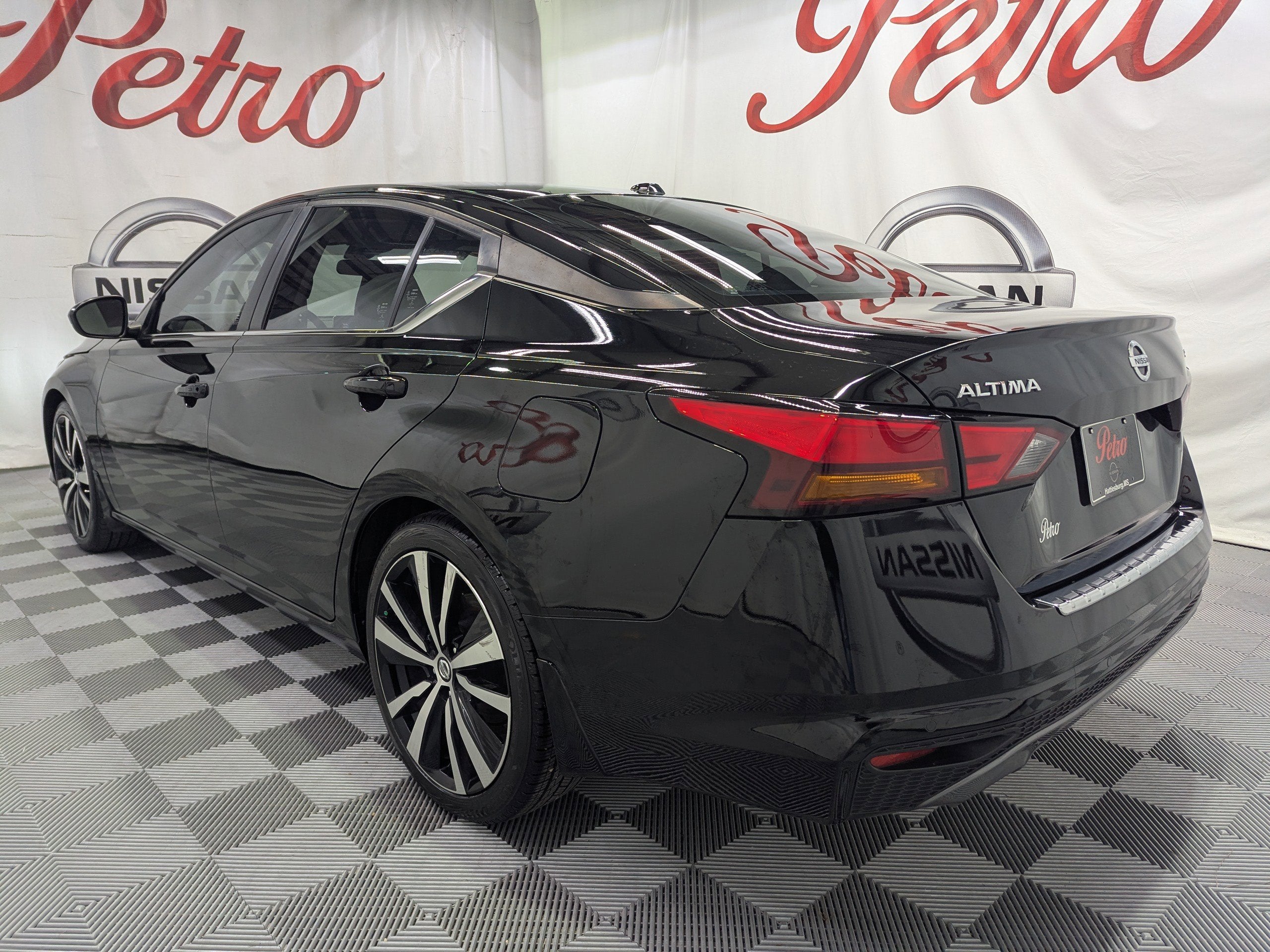 2022 Nissan Altima 2.5 SR