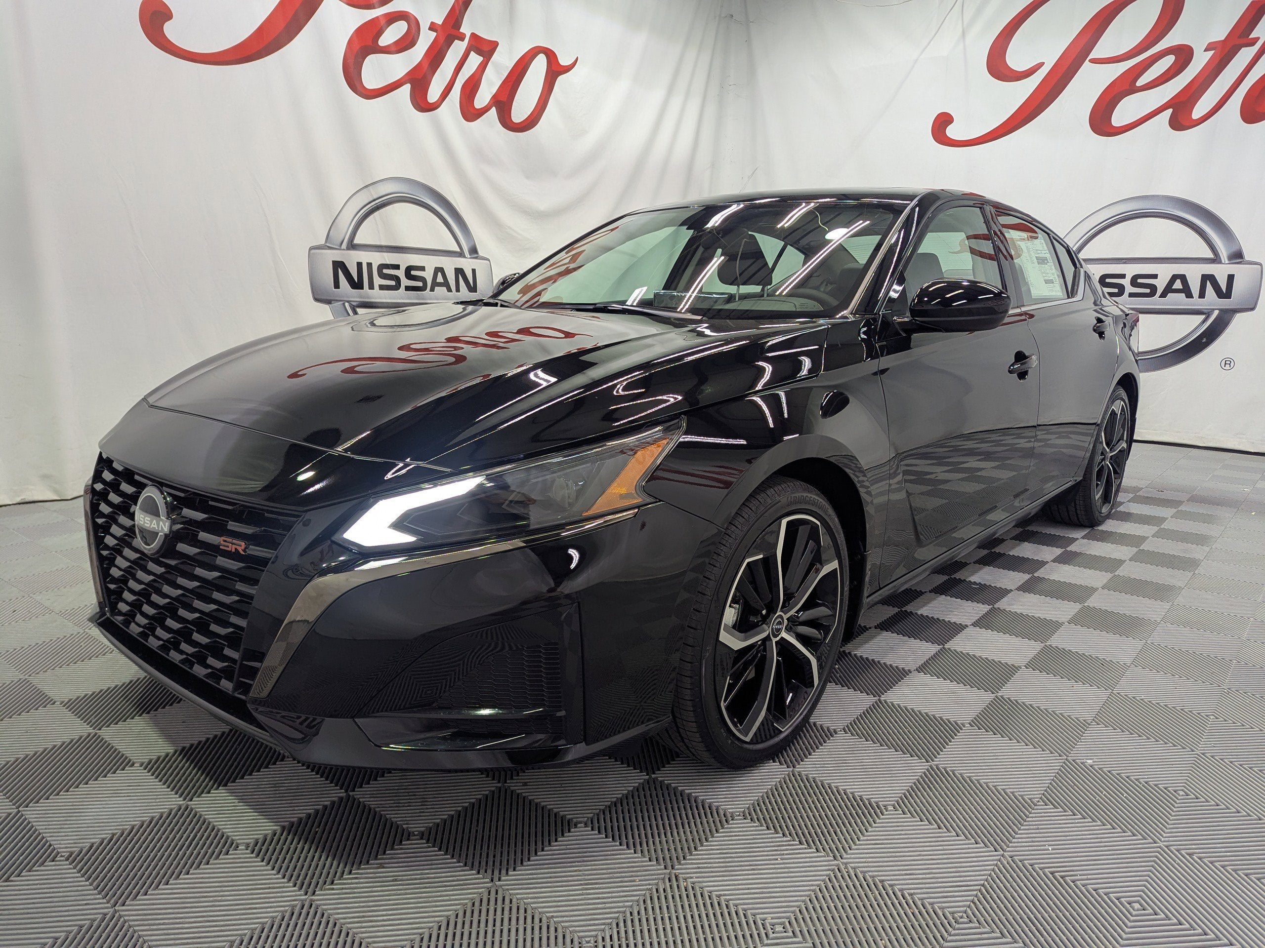 2025 Nissan Altima 2.5 SR