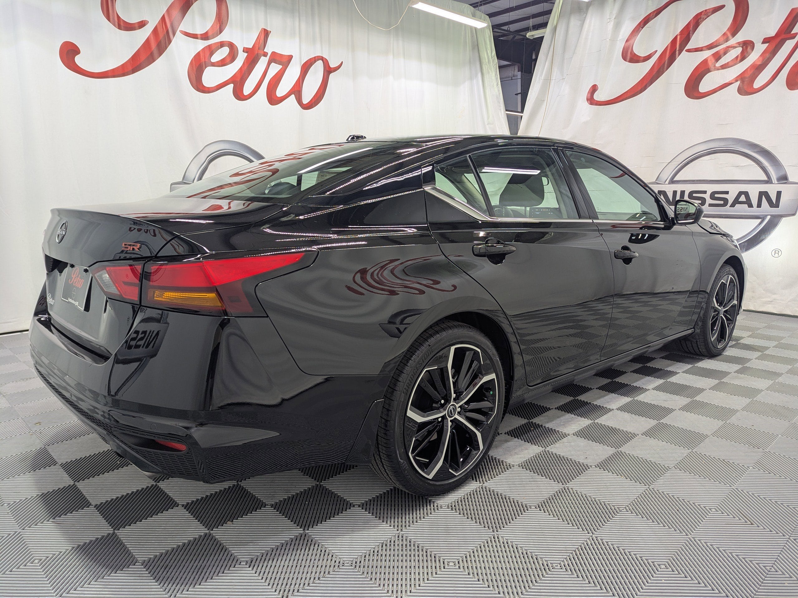 2025 Nissan Altima 2.5 SR