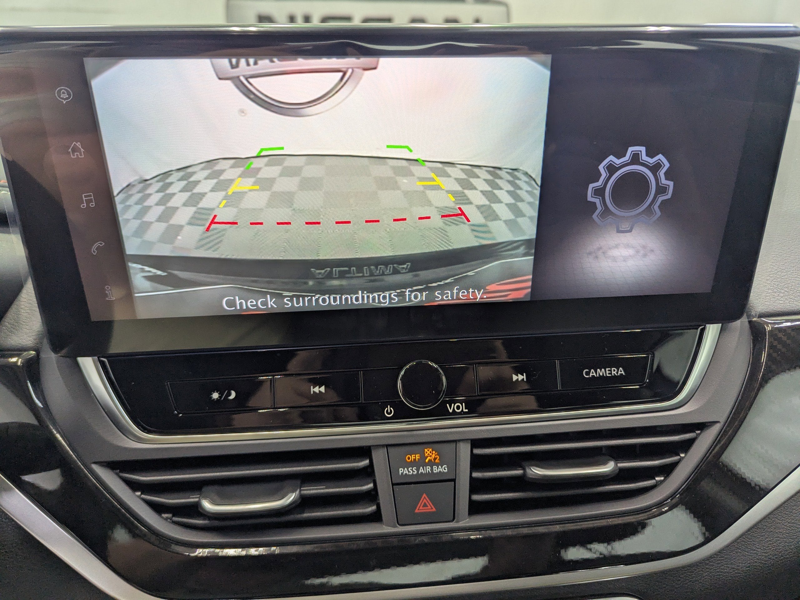 2025 Nissan Altima 2.5 SR