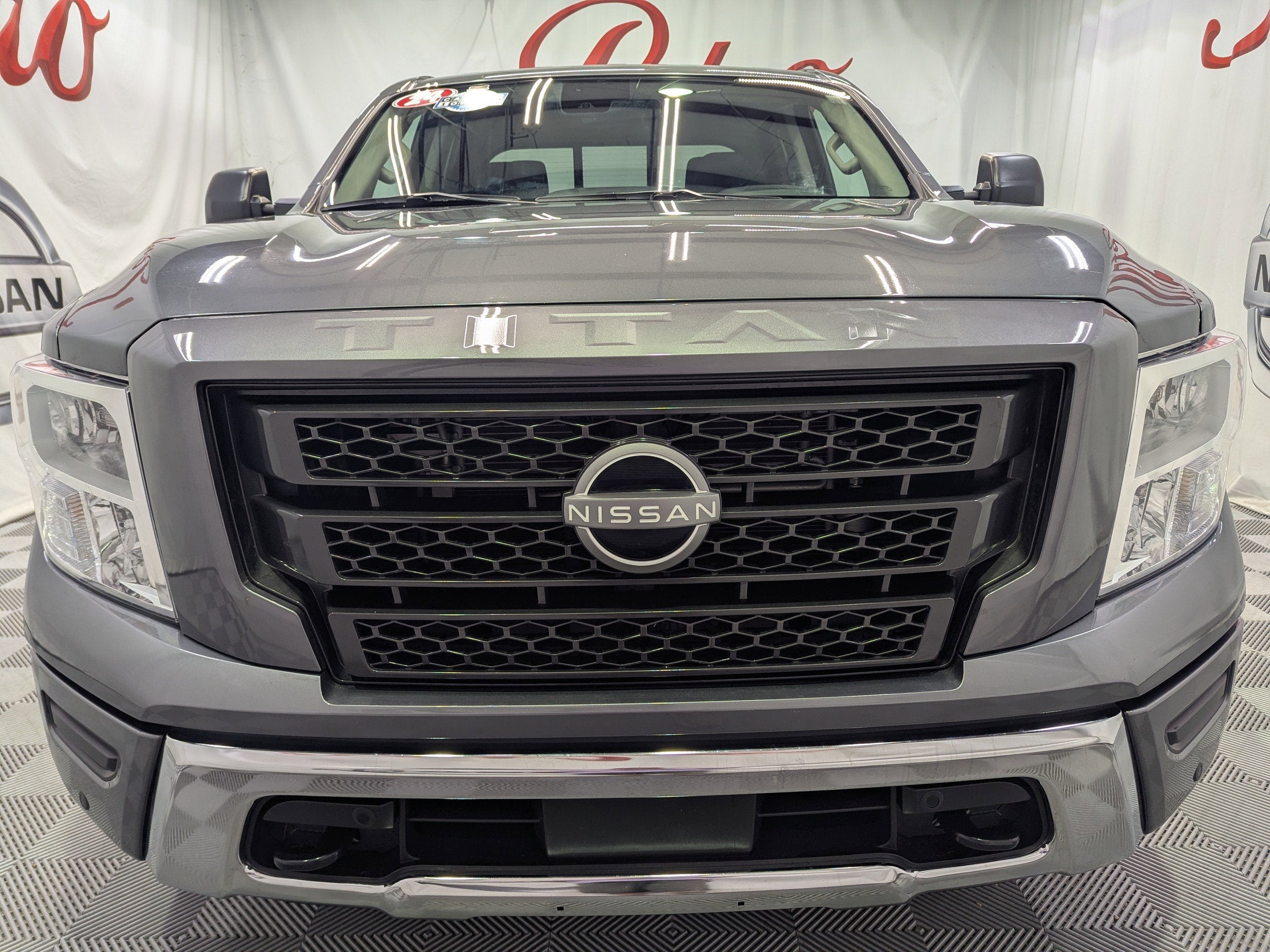 2024 Nissan Titan SV