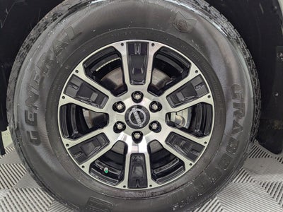 2024 Nissan Titan SV