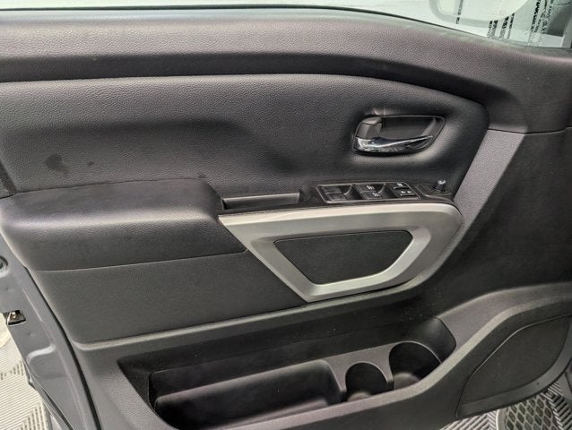 2019 Nissan Titan SV