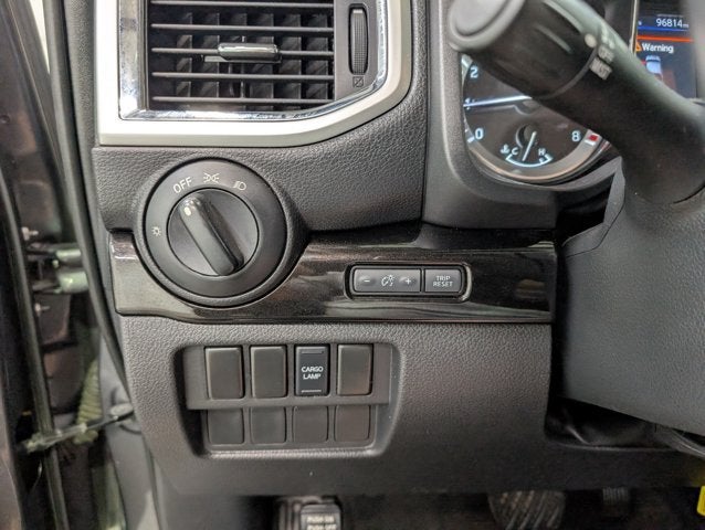 2019 Nissan Titan SV