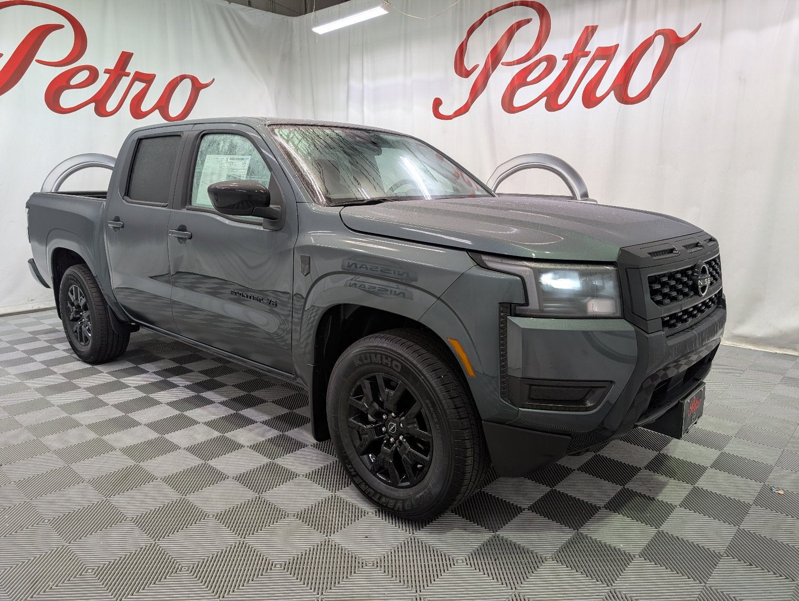 2027 Nissan Frontier SV