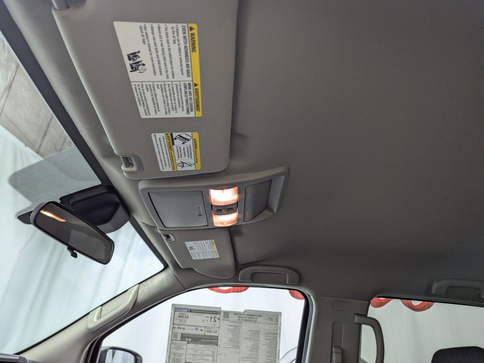 2025 Nissan Frontier SV