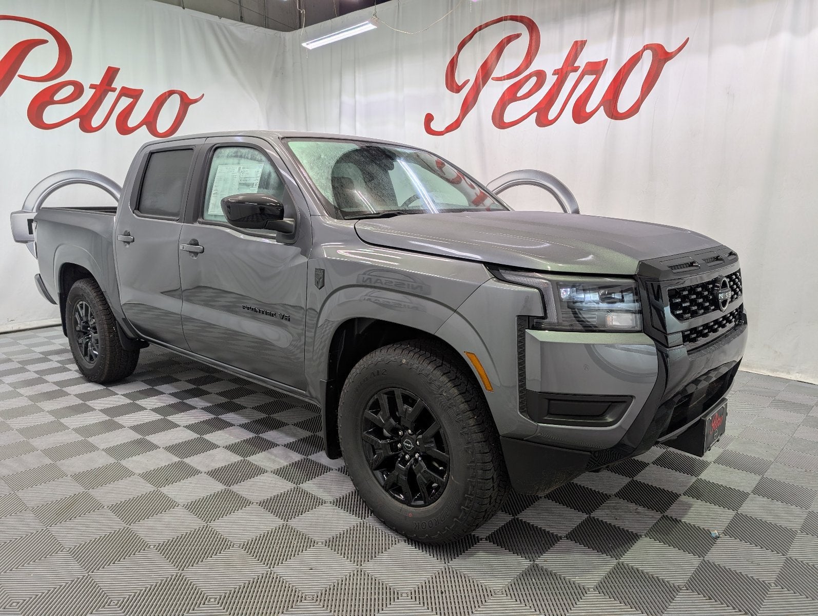 2027 Nissan Frontier SV