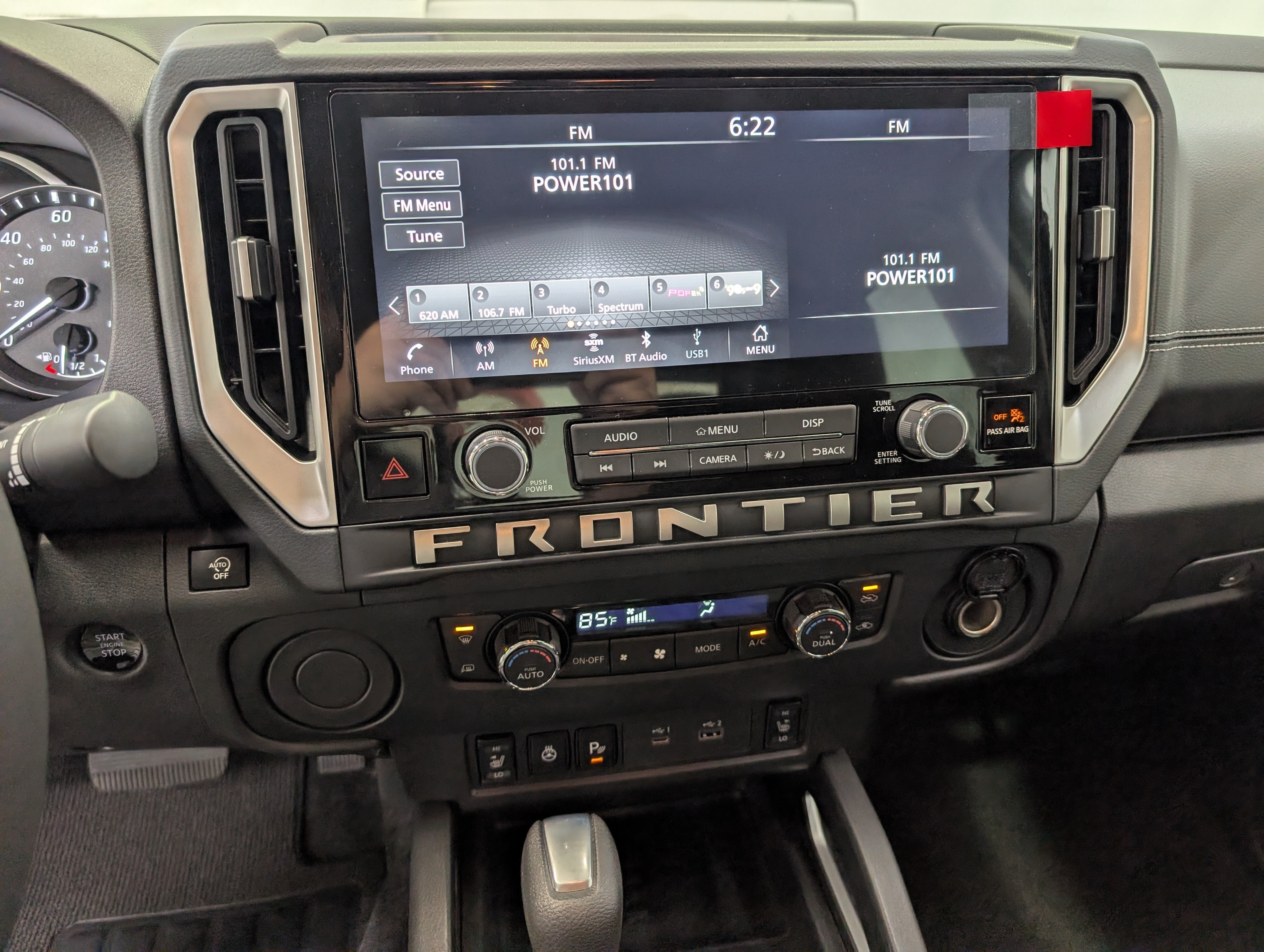 2027 Nissan Frontier SV