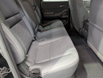 2024 Nissan Frontier SV