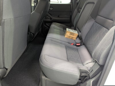 2025 Nissan Frontier SV