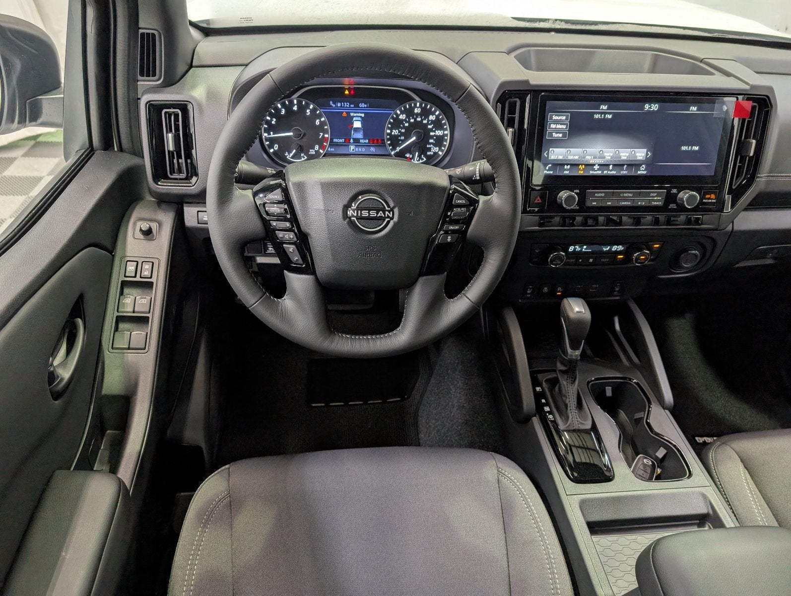 2027 Nissan Frontier SV