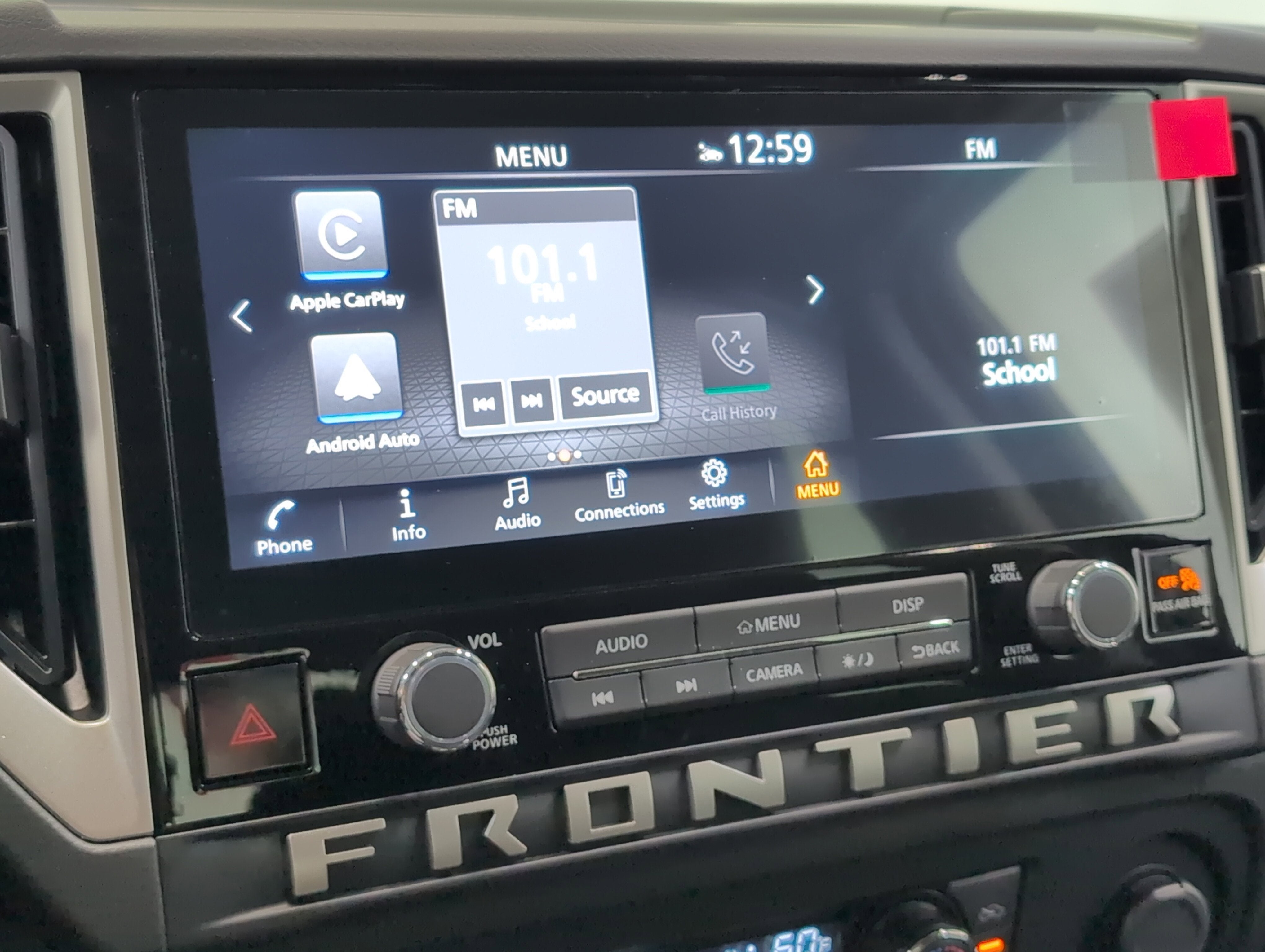 2026 Nissan Frontier SV