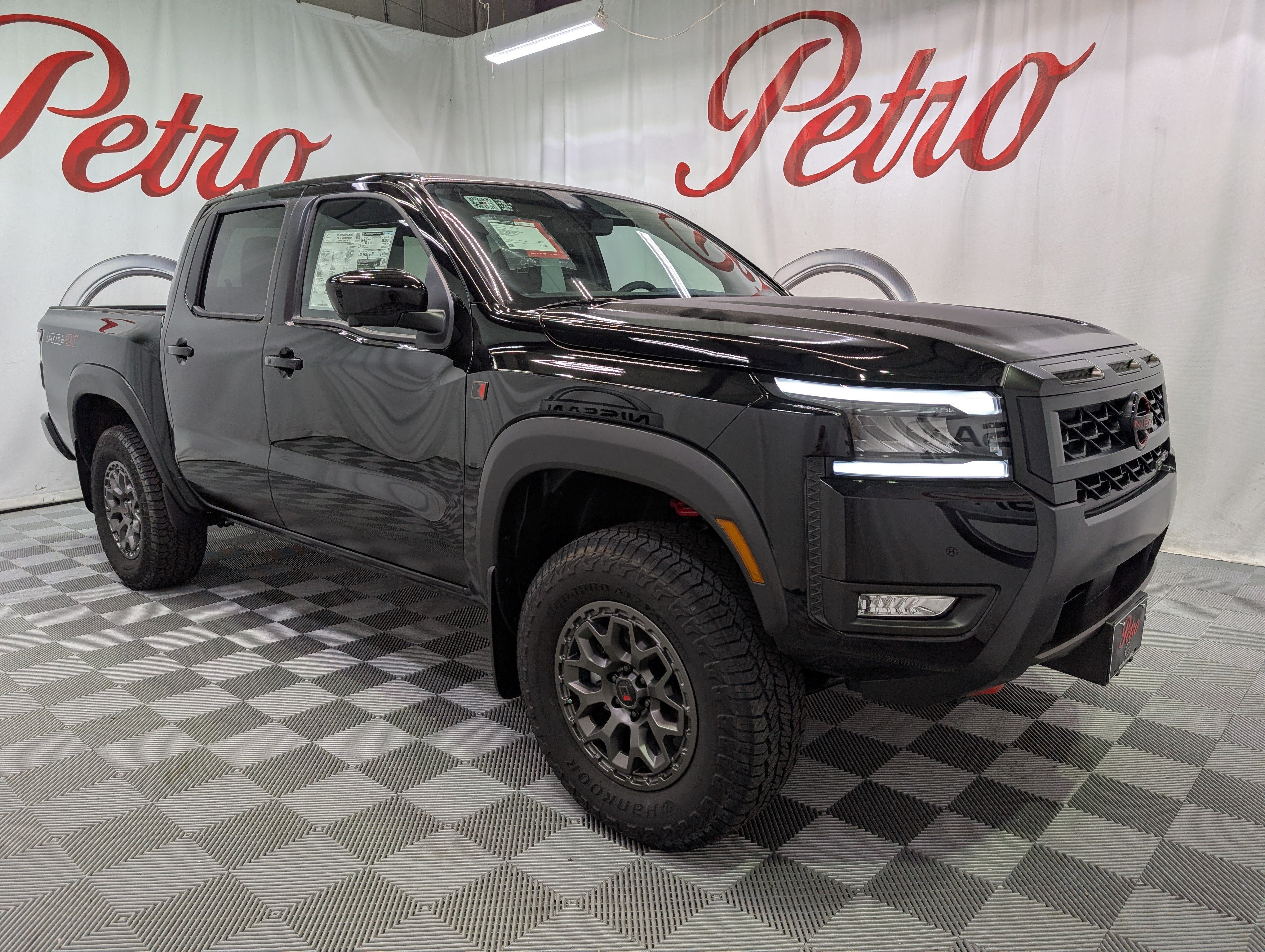 2026 Nissan Frontier PRO-4X w/R Package