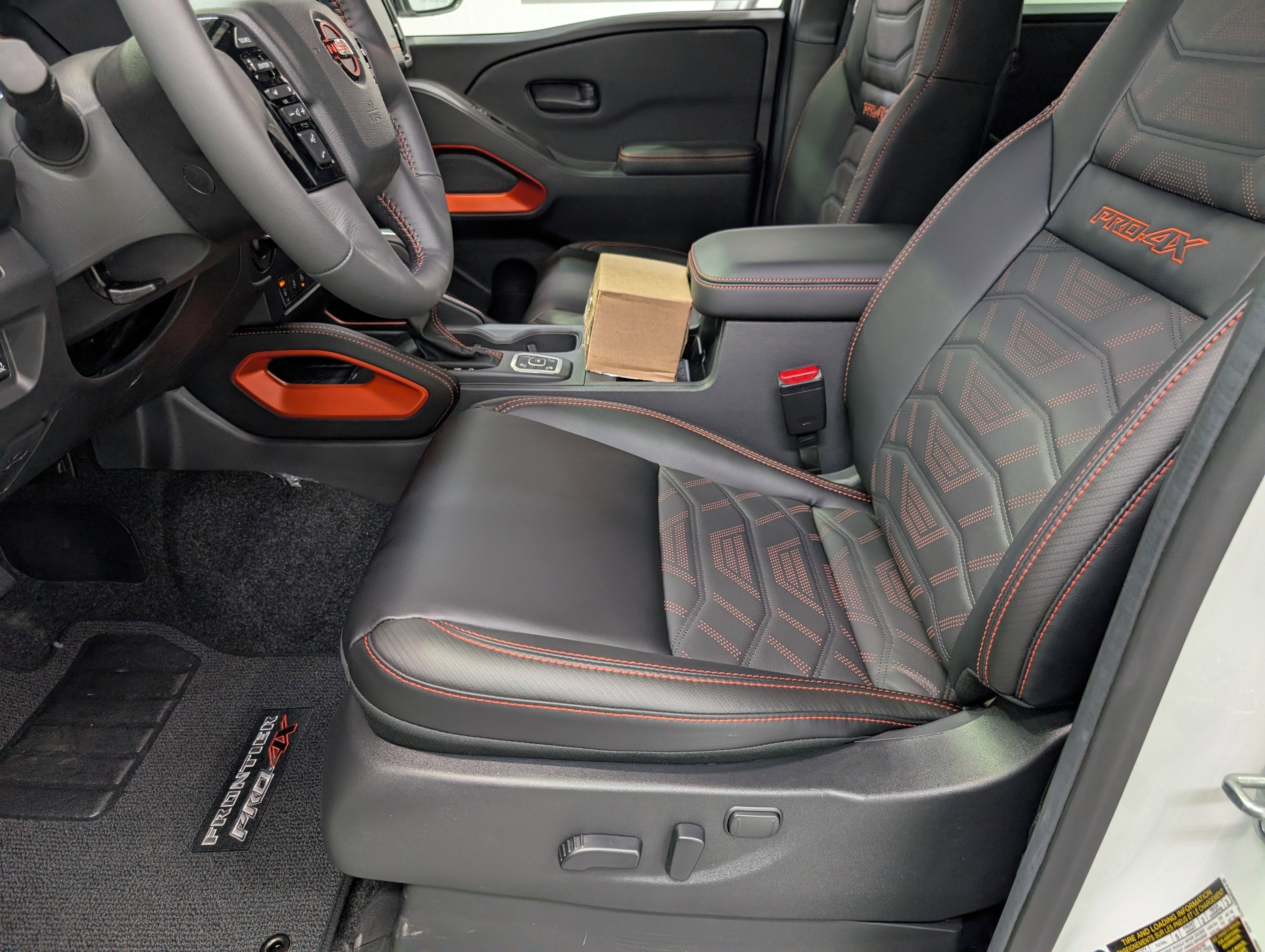 2026 Nissan Frontier PRO-4X R