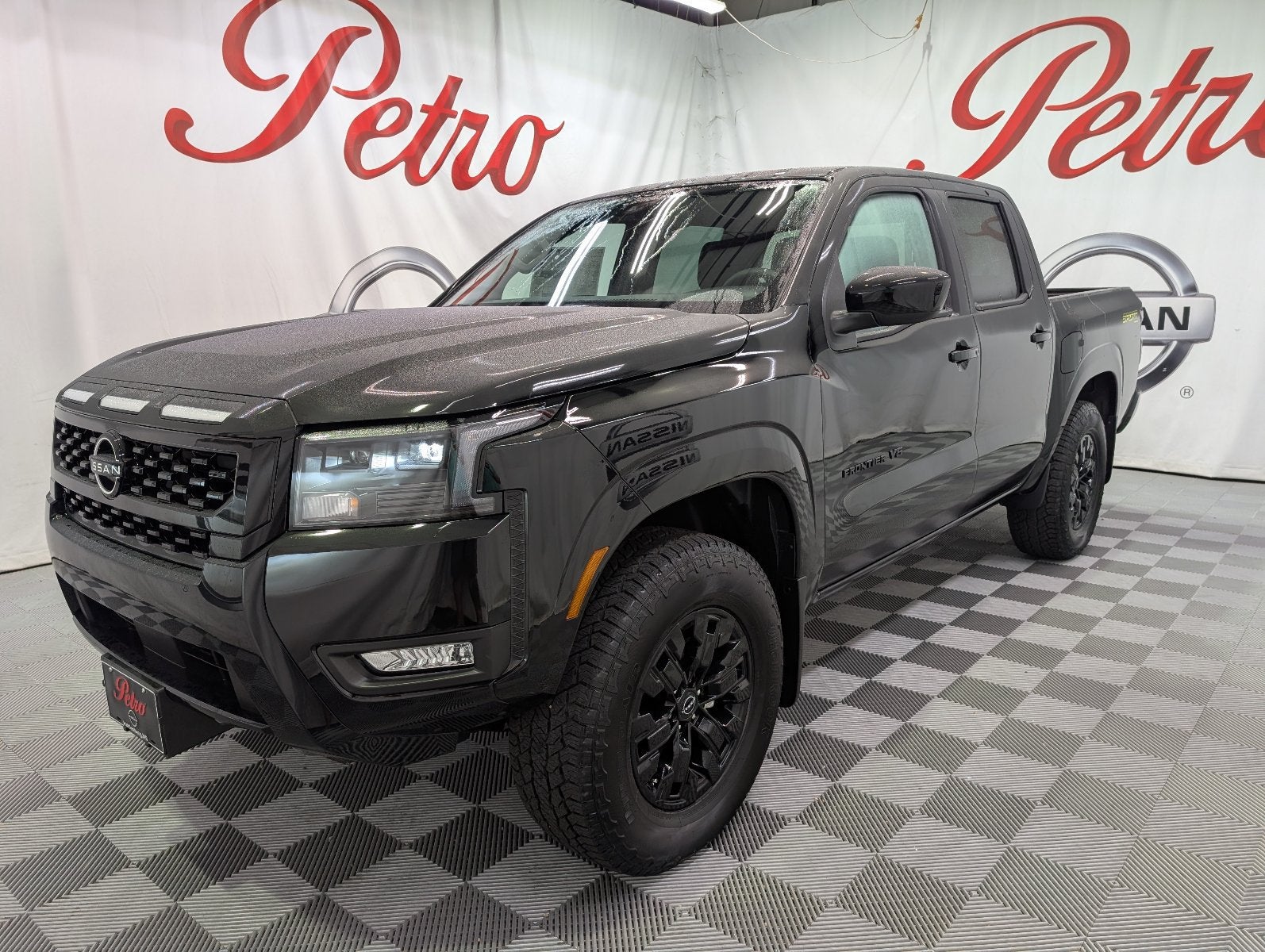 2027 Nissan Frontier SV