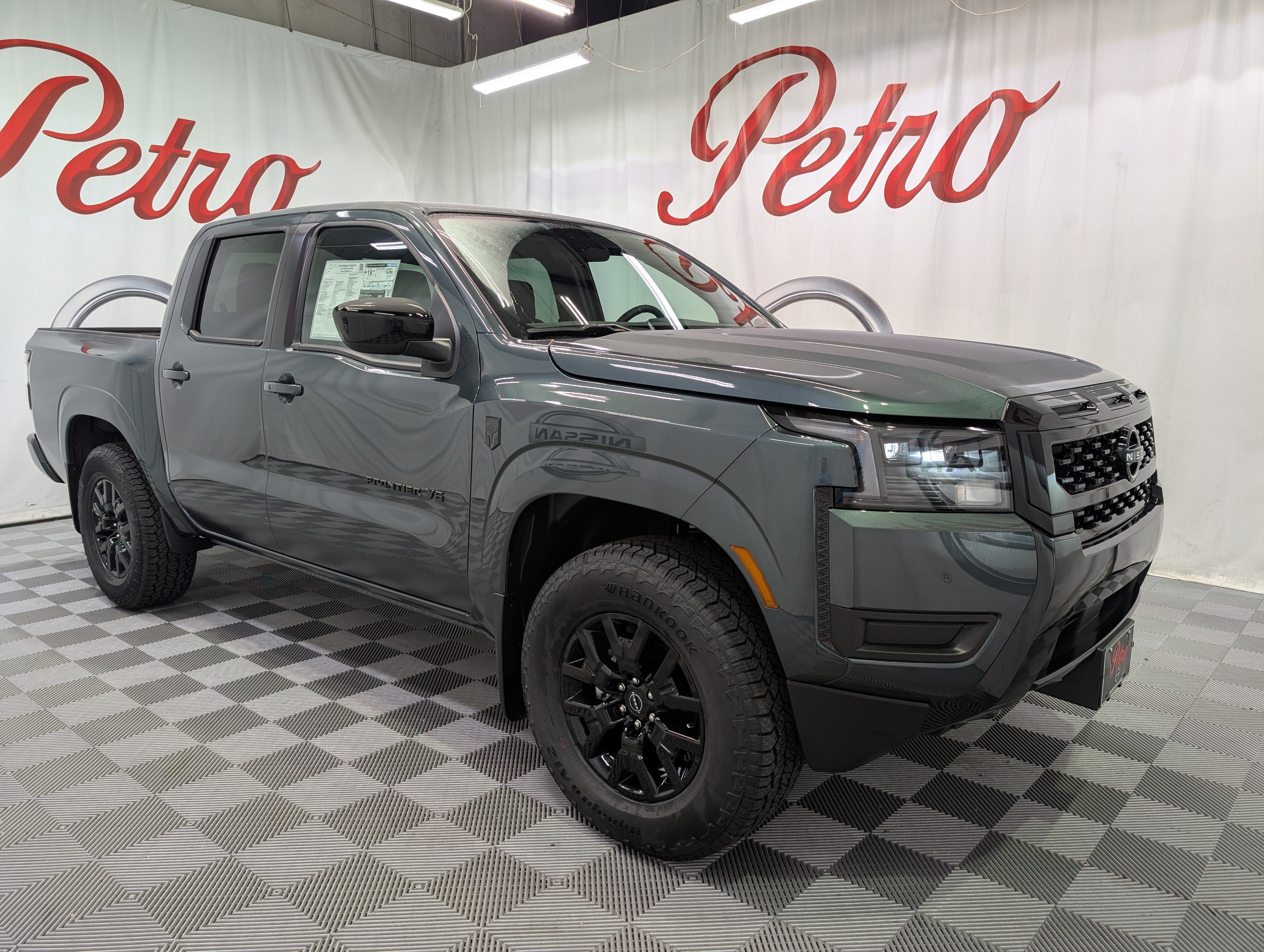 2027 Nissan Frontier SV