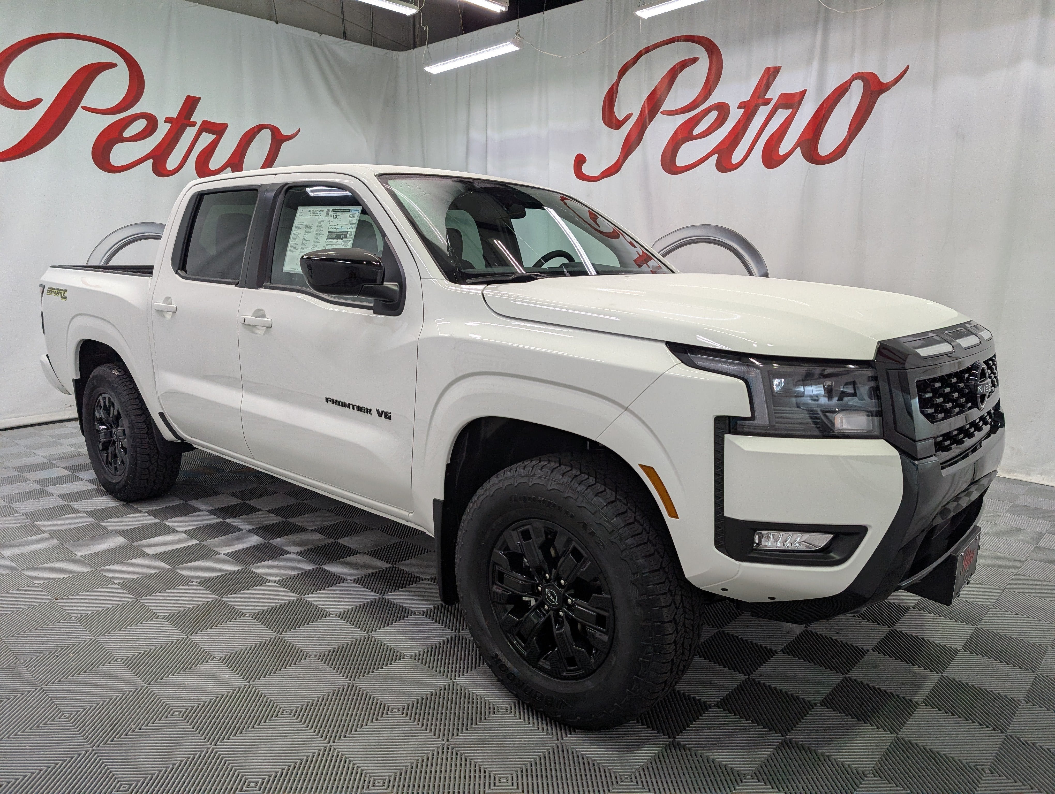 2027 Nissan Frontier SV