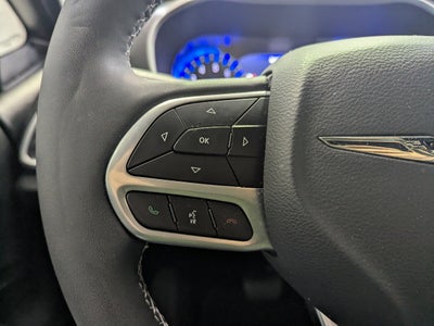 2025 Chrysler Voyager LX