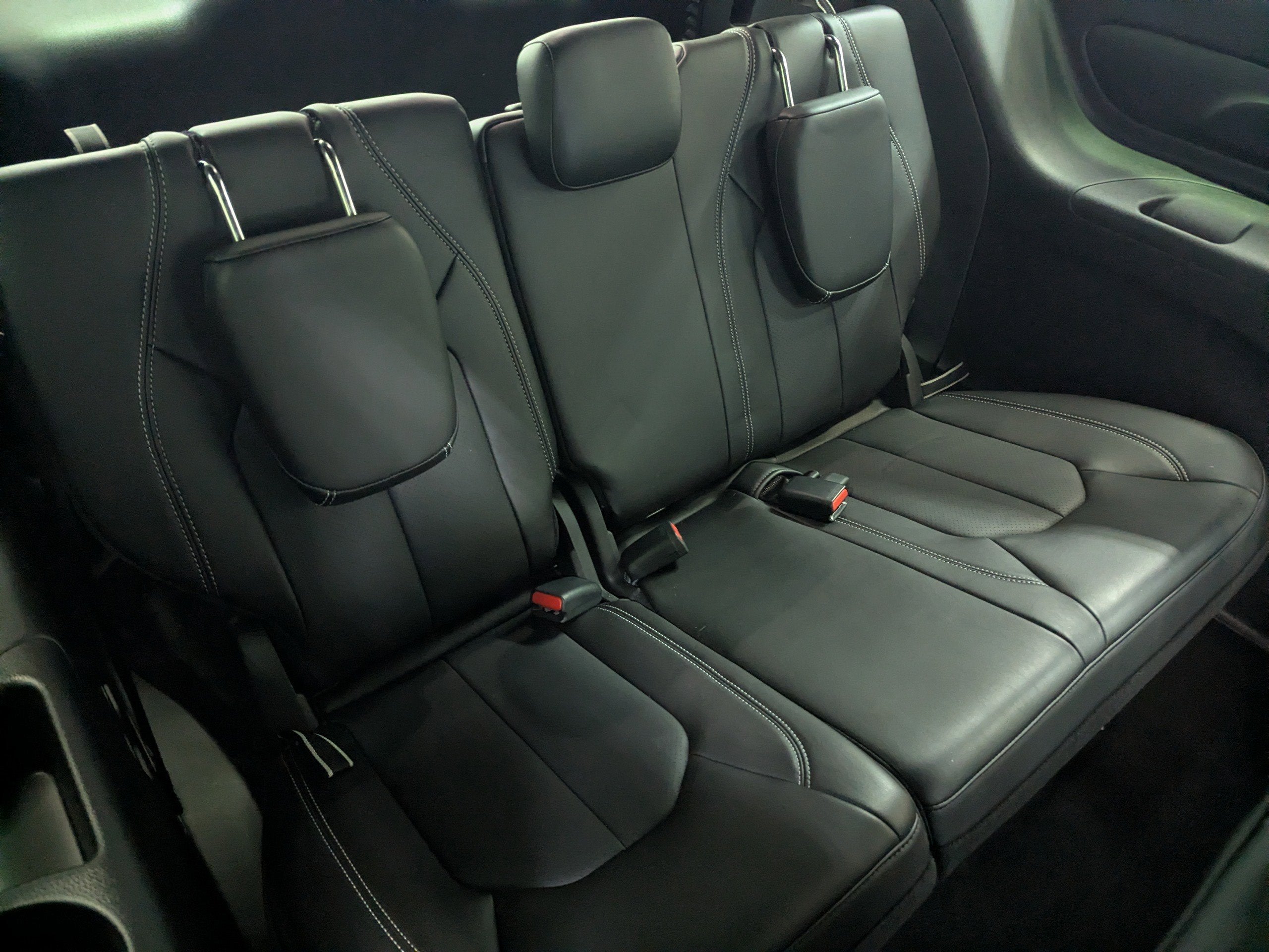 2025 Chrysler Voyager LX