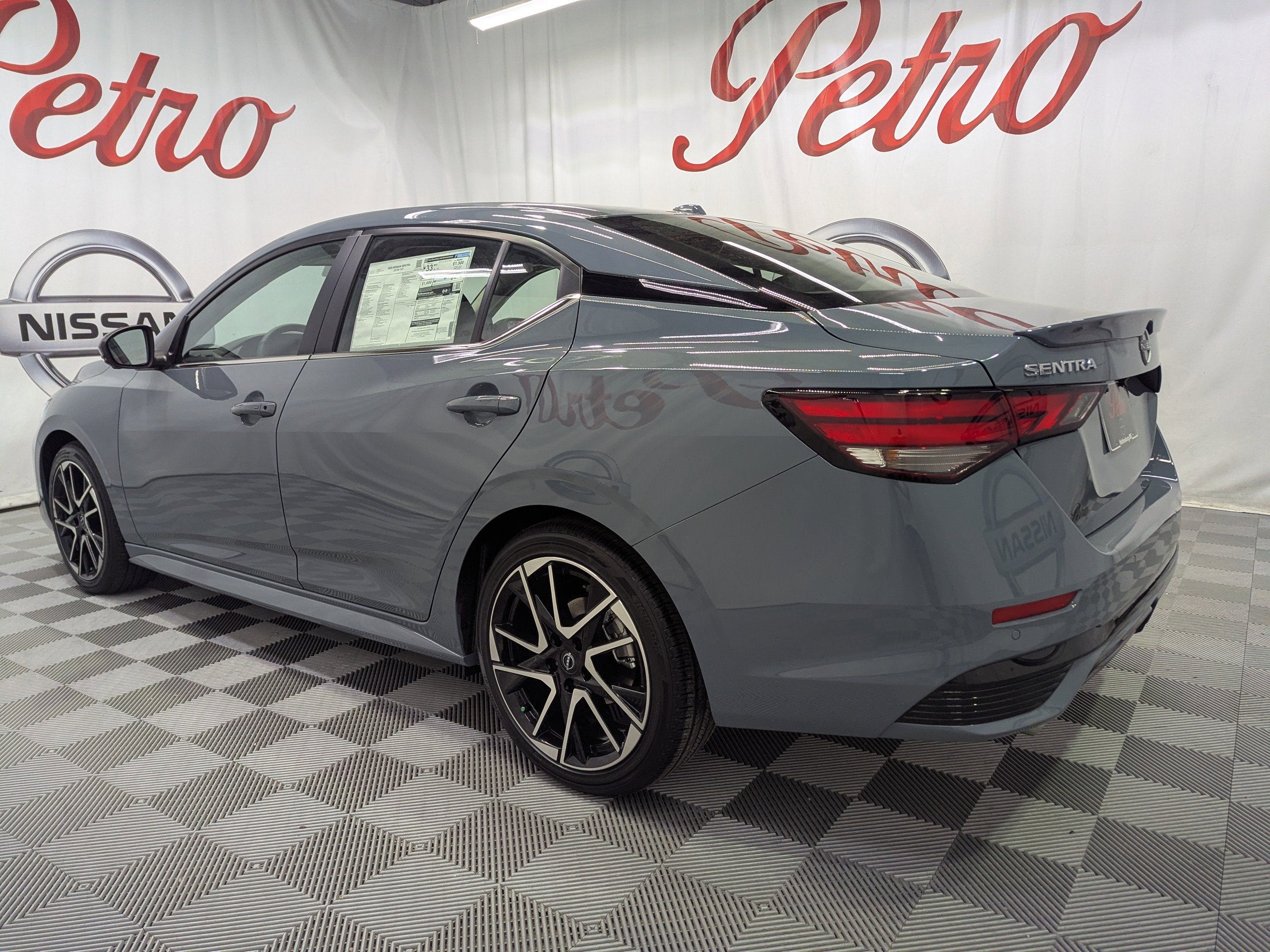 2025 Nissan Sentra SR