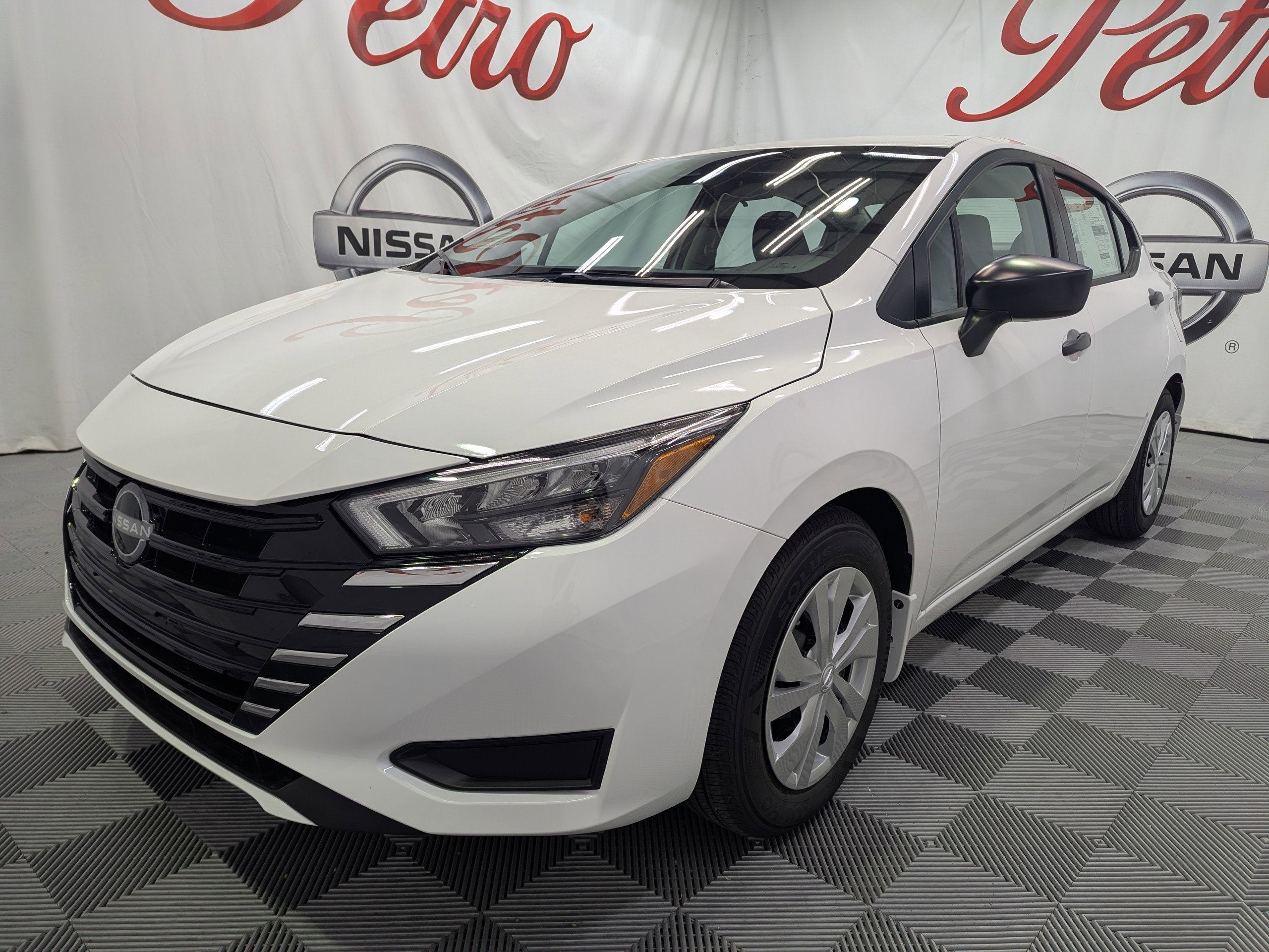 2025 Nissan Versa 1.6 S