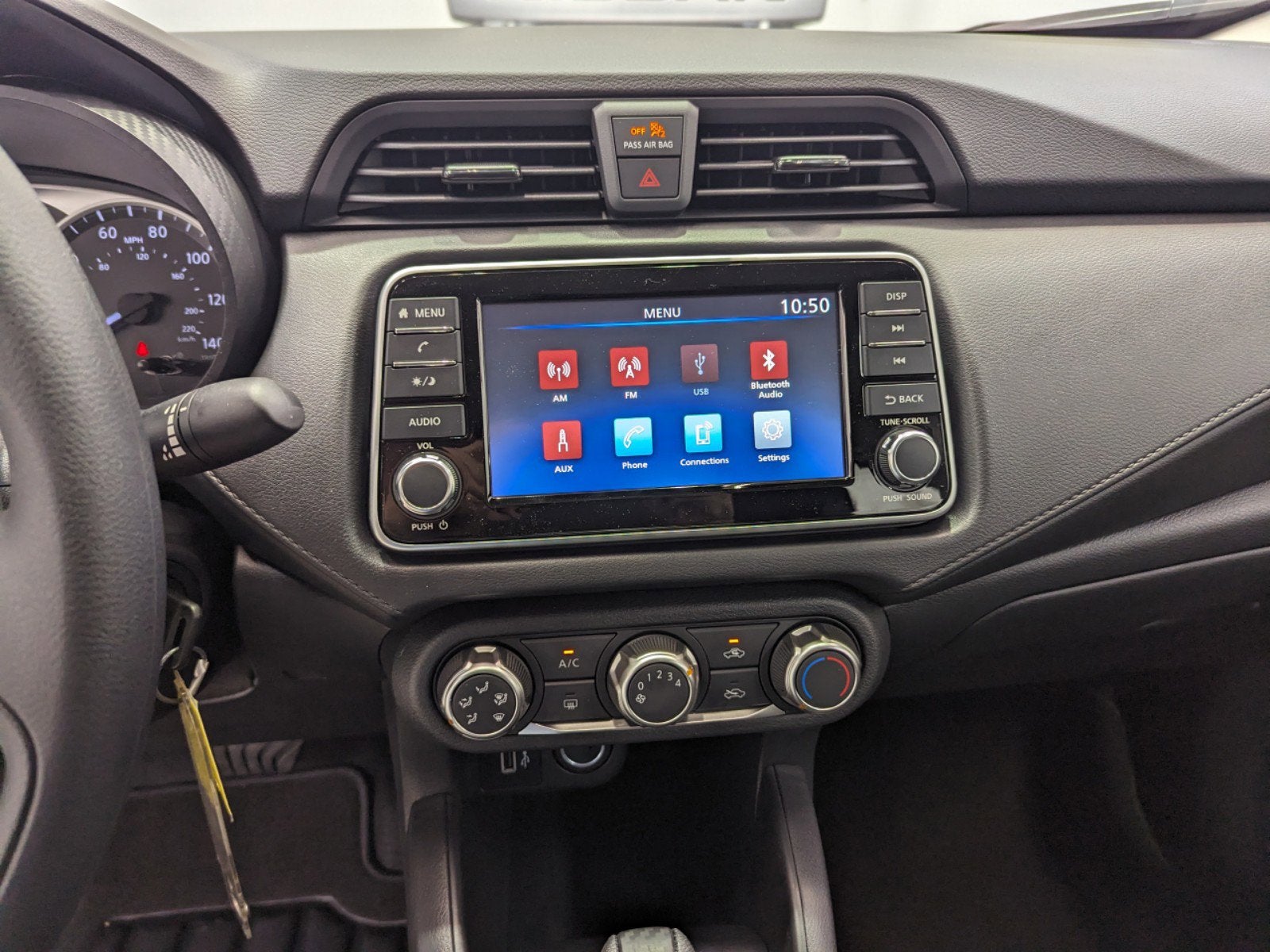 2024 Nissan Versa 1.6 S