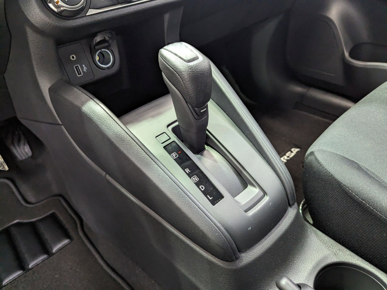 2024 Nissan Versa 1.6 S