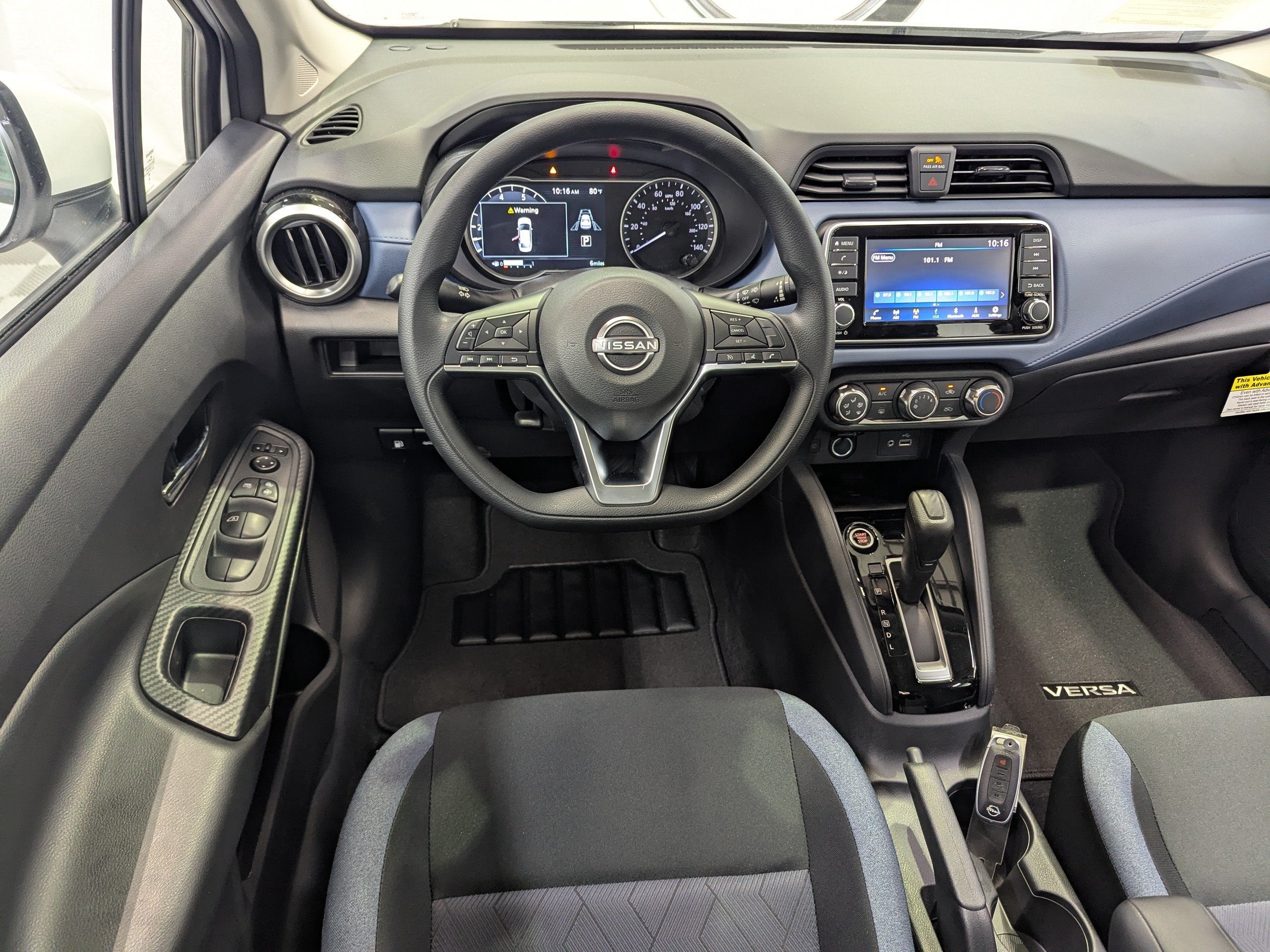 2025 Nissan Versa 1.6 SV