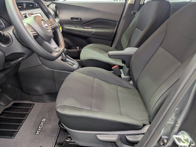 2025 Nissan Kicks Play S