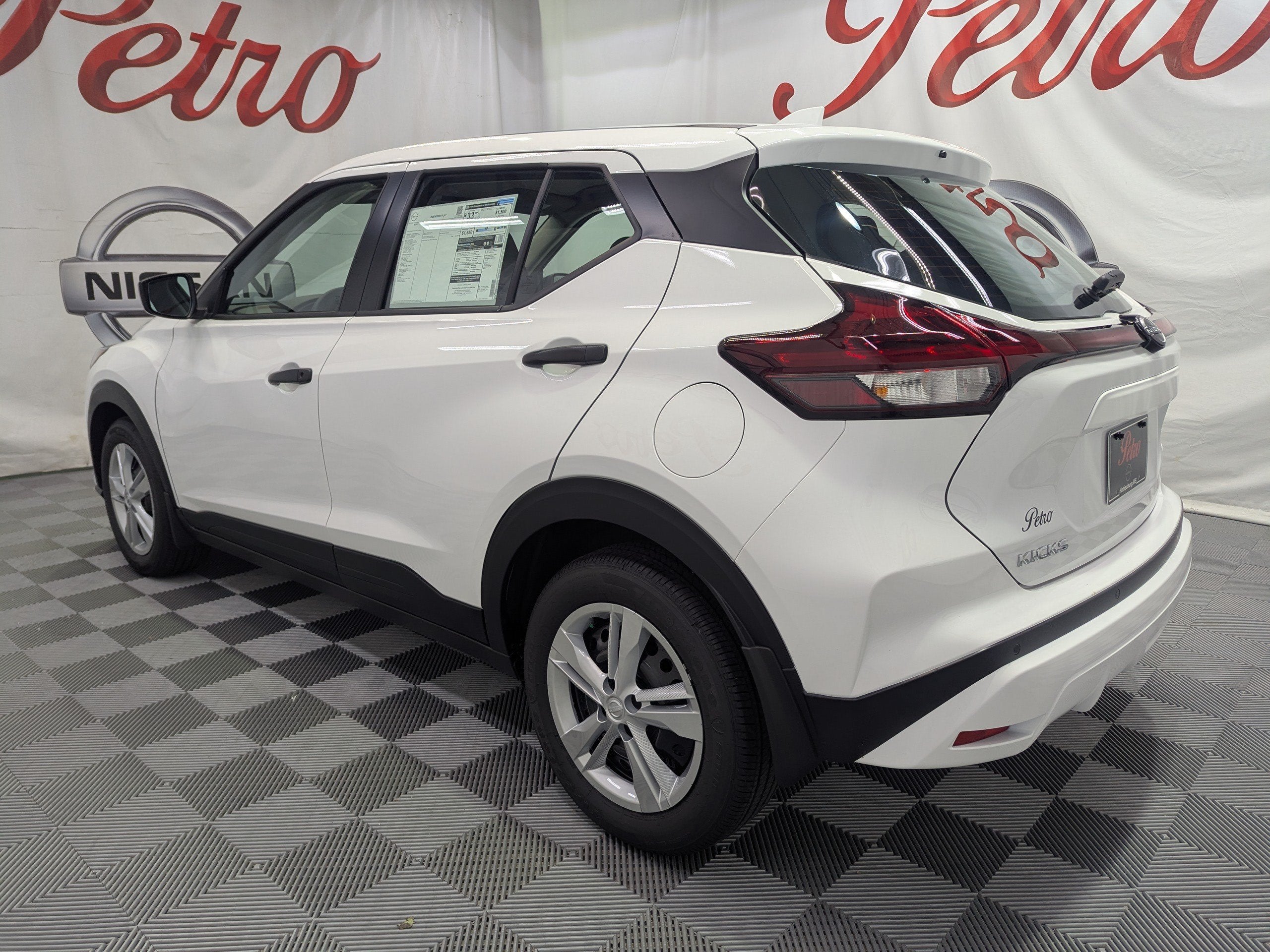2025 Nissan Kicks Play S