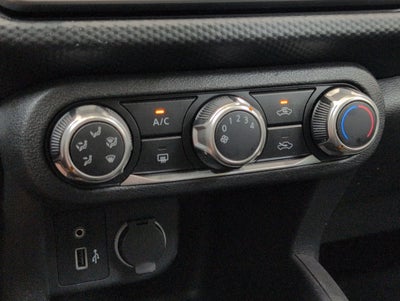 2021 Nissan Kicks S
