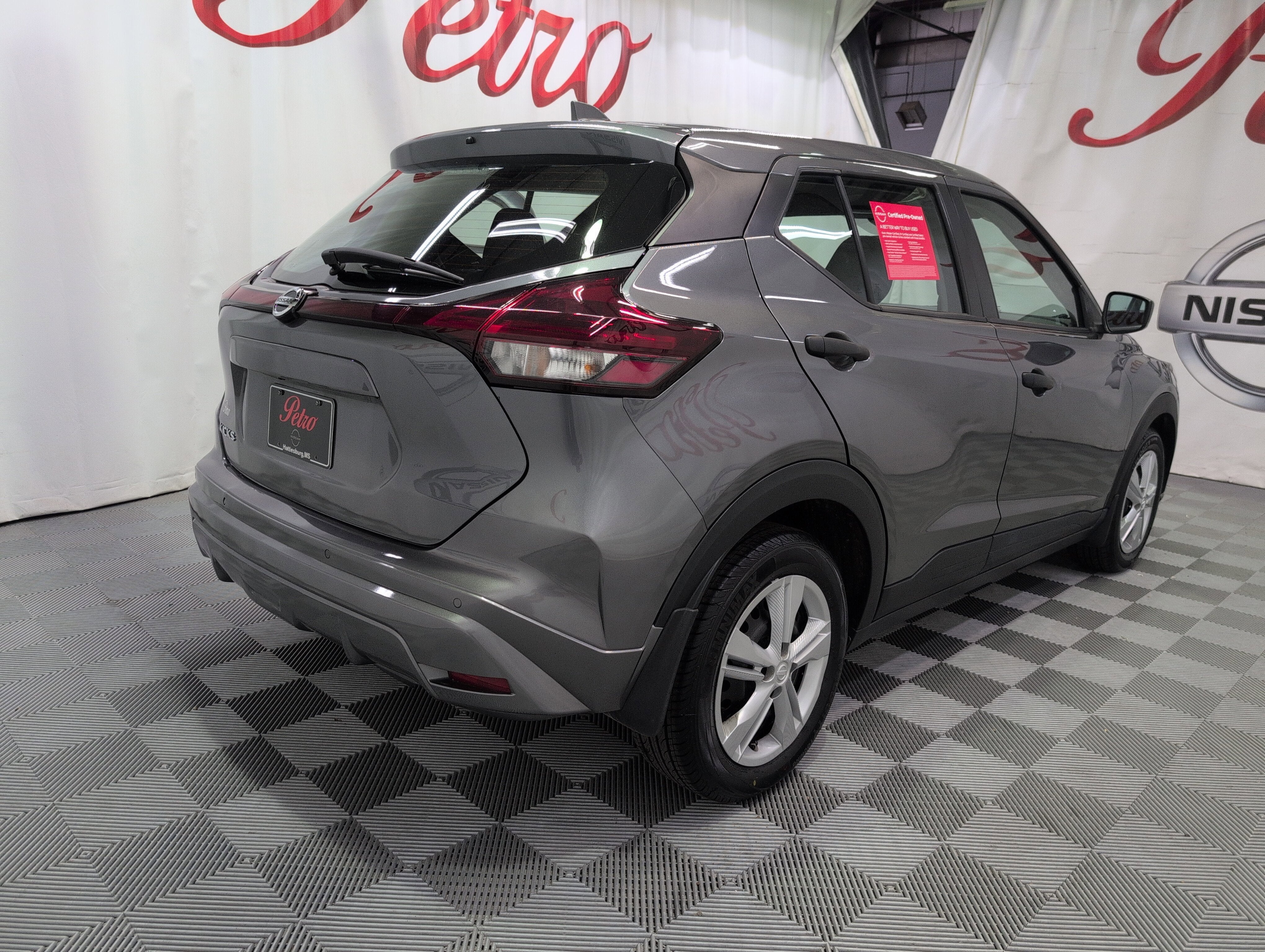 2021 Nissan Kicks S