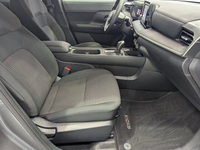 2025 Nissan Kicks S