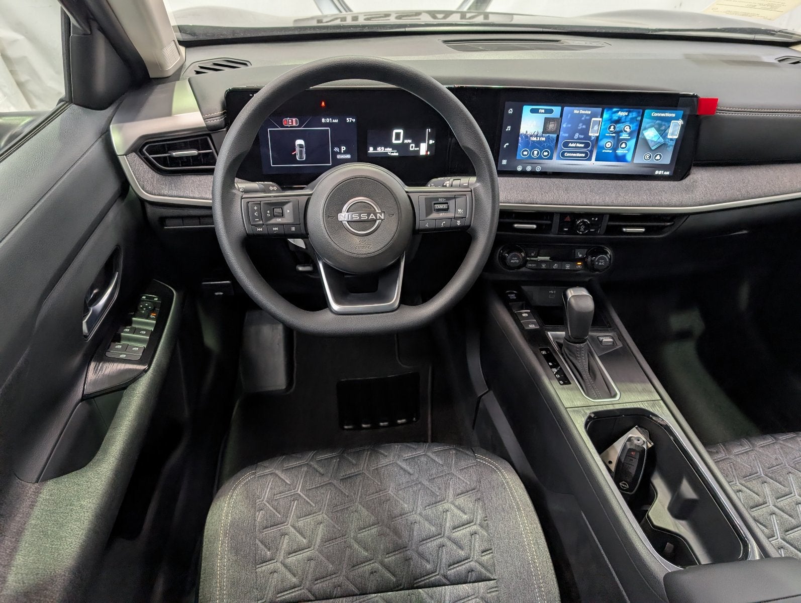 2027 Nissan Kicks SV