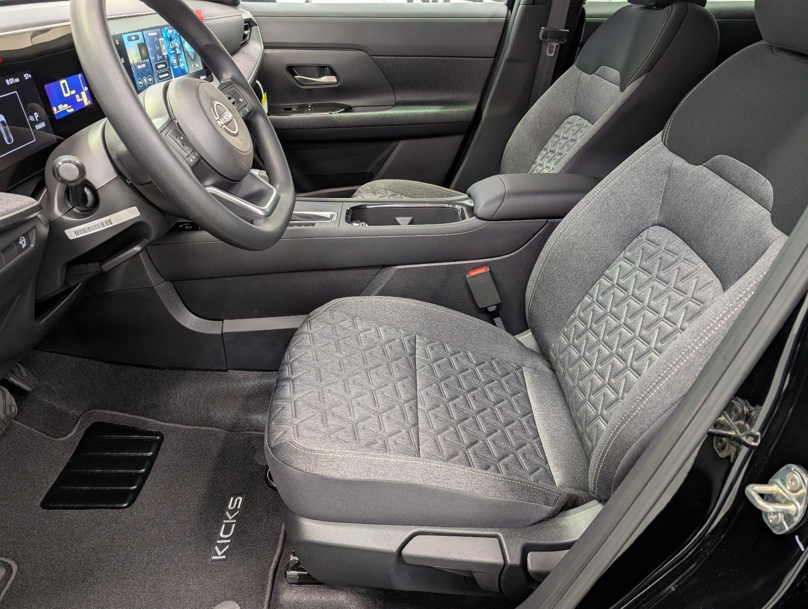 2027 Nissan Kicks SV