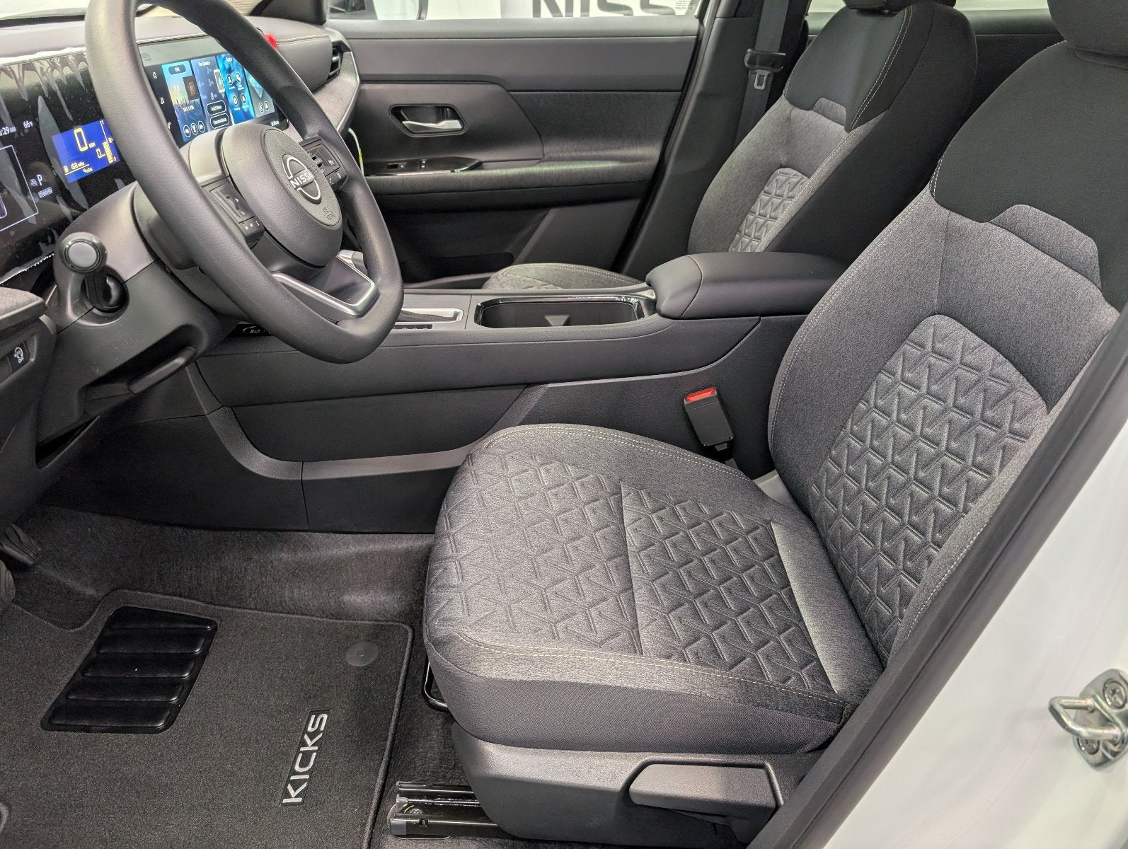 2027 Nissan Kicks SV