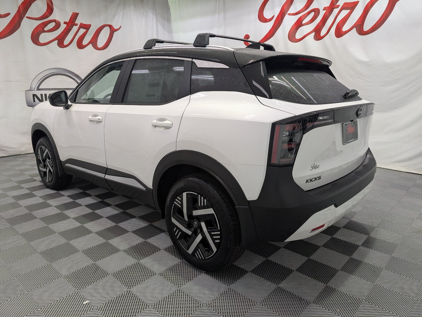 2027 Nissan Kicks SV