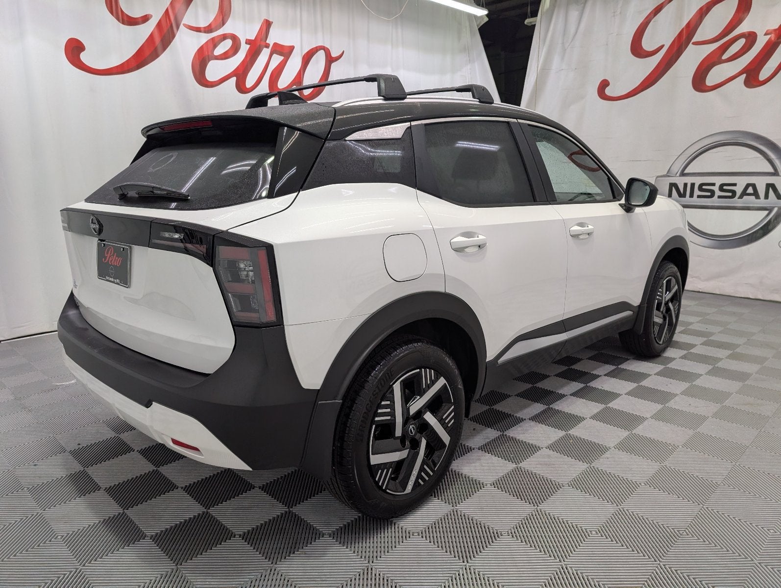 2027 Nissan Kicks SV