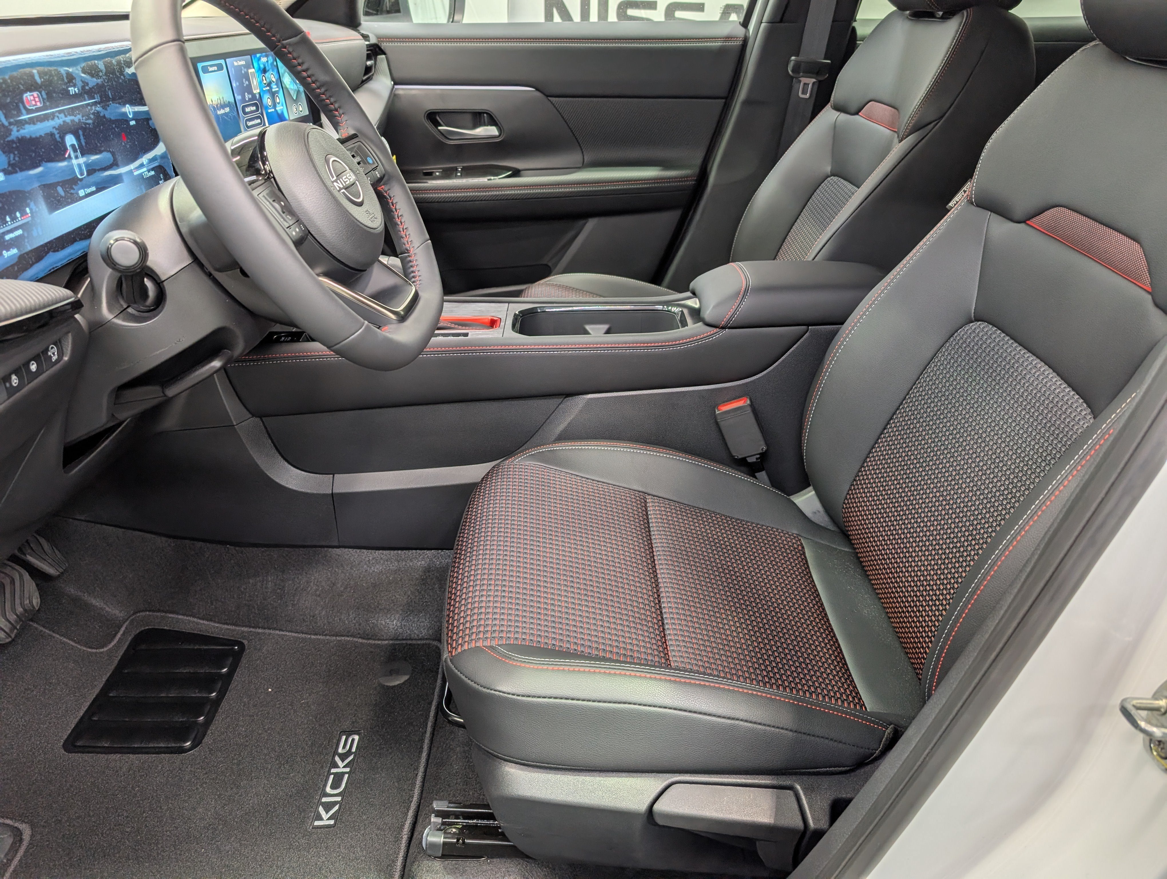 2027 Nissan Kicks SR